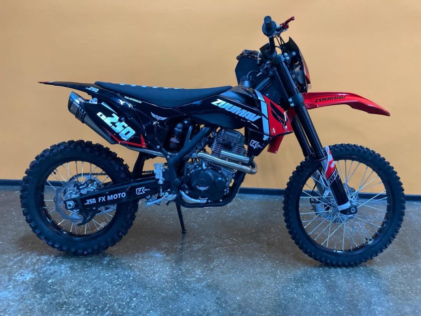 ZUUMAV FX 250 (cr250 CB)
