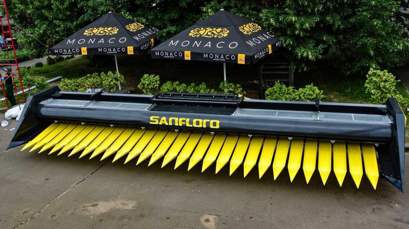 Жатка для уборки подсолнечника зафрани безрядковая