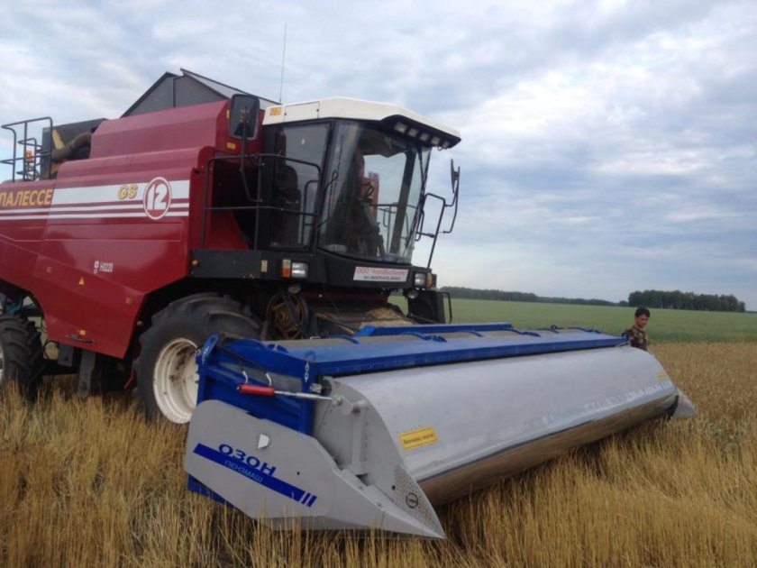 Очесывающая жатка Пензмаш