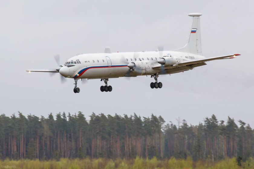 Ил-22 RF-75600