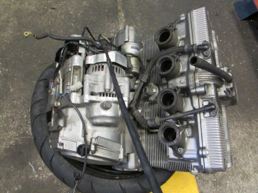 Двигатель gsx600