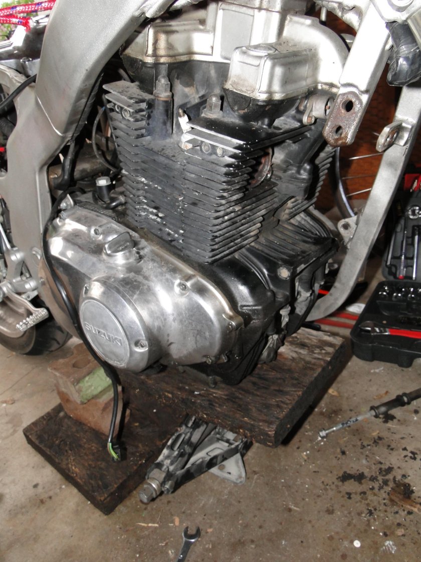 Двигатель Suzuki GS 500