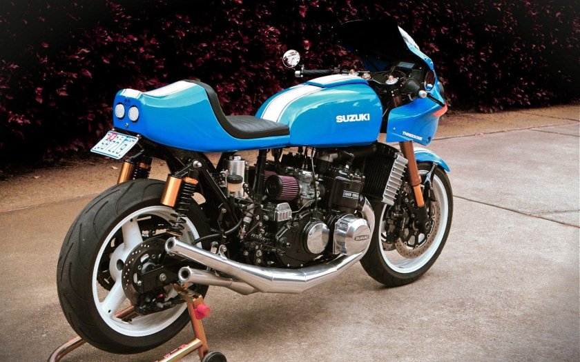 Suzuki gt750