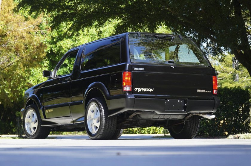 GMC Jimmy Typhoon