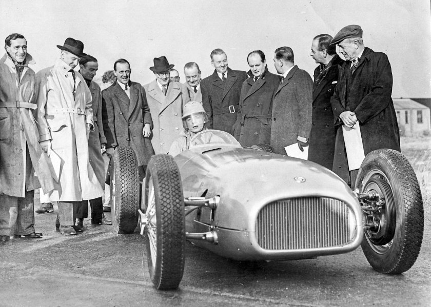 Тарту 1 гоночный автомобиль