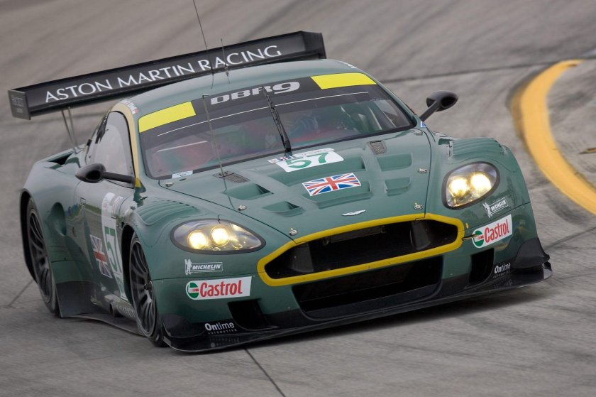 Aston Martin dbr9 gt1