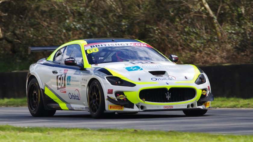 Эбби Итон гонщица