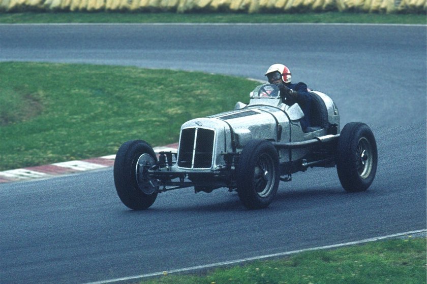 Английский гоночный