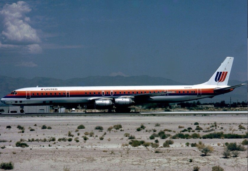 MCDONNELL Douglas DC-8