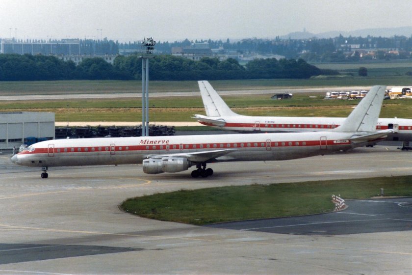 MCDONNELL Douglas DC-8