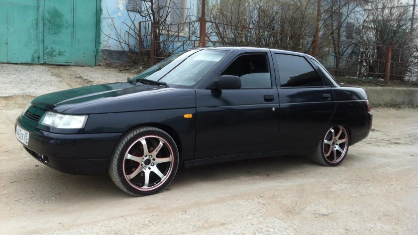 ВАЗ 2110 r15