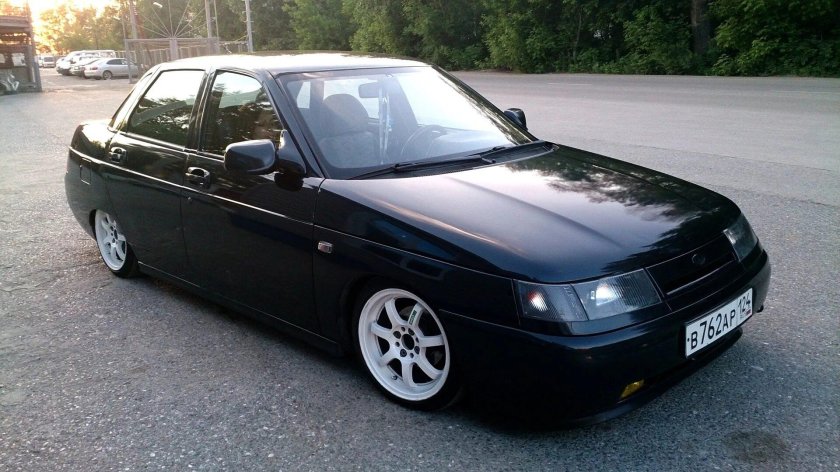 Lada (ВАЗ) 2110 черная