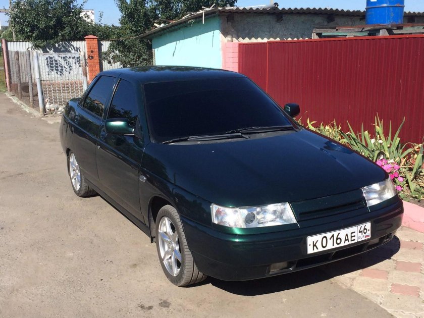 Лада 2110 тонированная