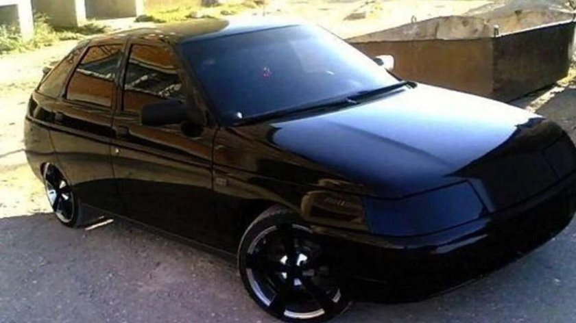 Тюнинговый ВАЗ 2112