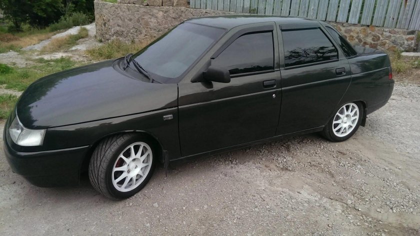 Лада 2110 тонированная