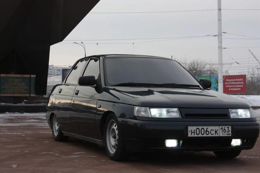ВАЗ 2110 черная