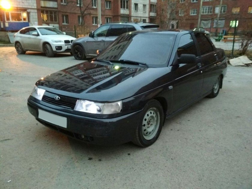 ВАЗ 2110 седан черный