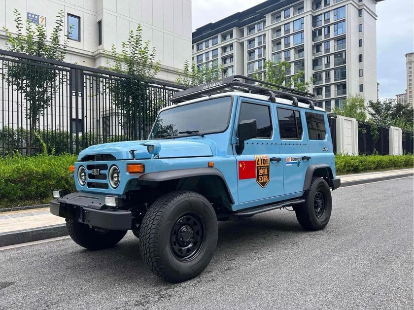 Внедорожник baw bj212