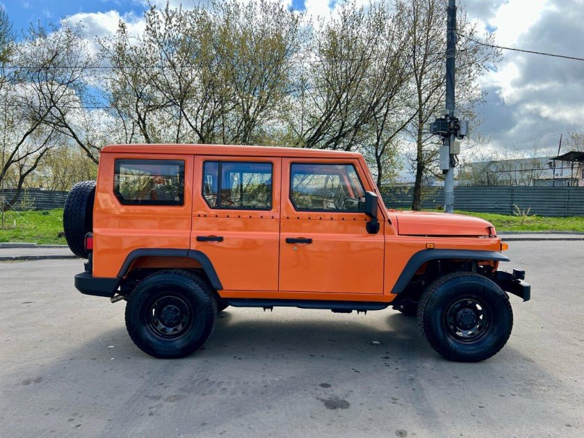 Китайский внедорожник 212