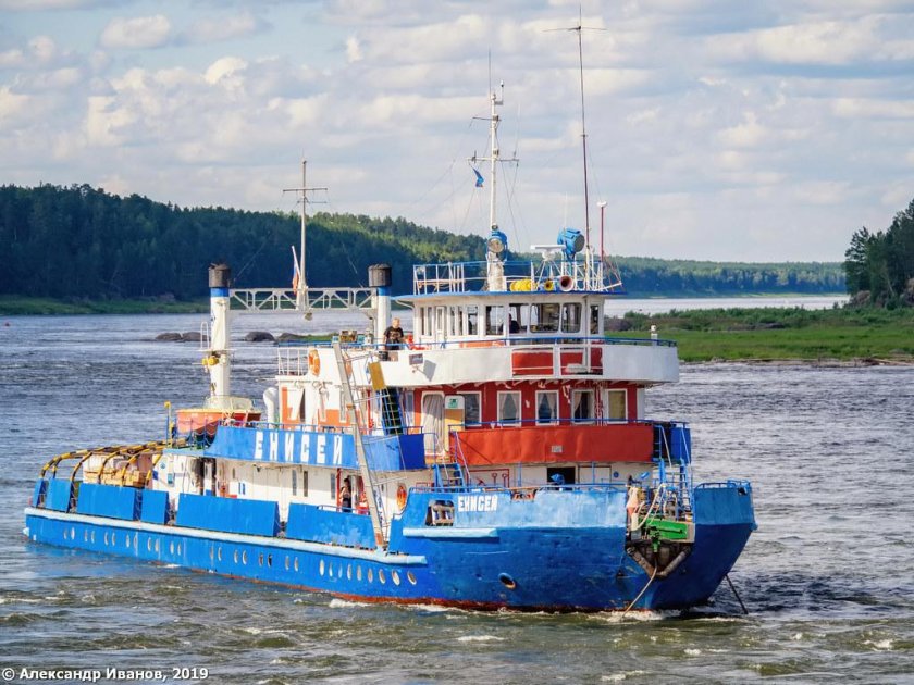 Туер-буксир «Енисей»