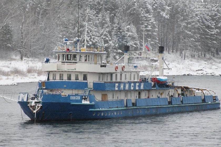 Теплоход Капитан Угрюмов