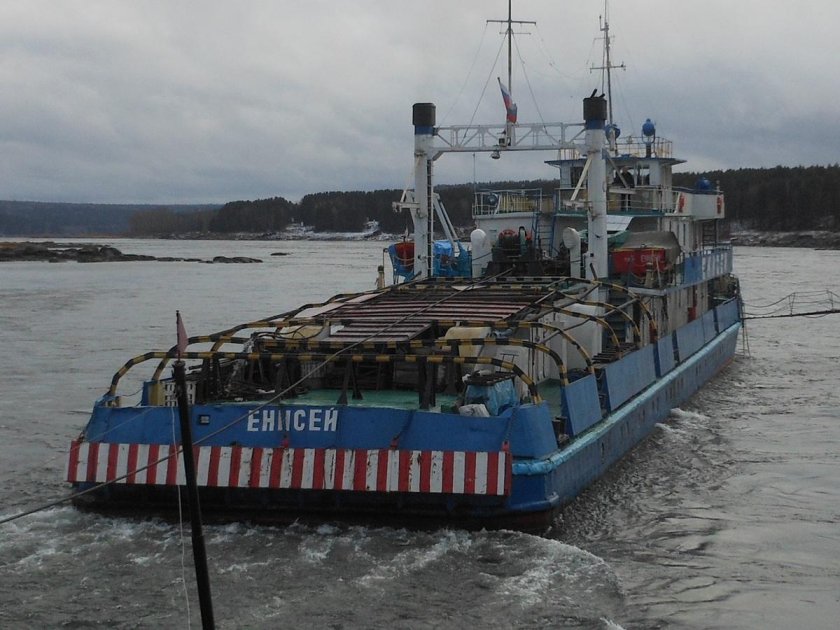 Туер Енисей теплоход