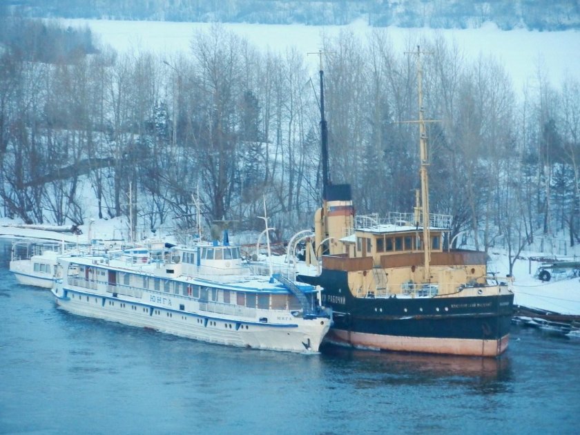 Теплоход Юнга Красноярск
