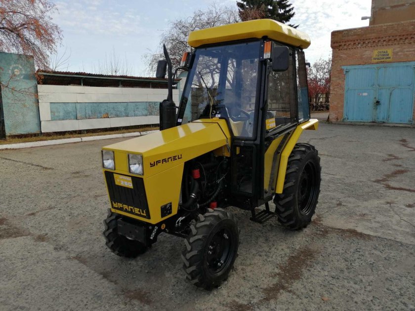 Трактор Уралец 254