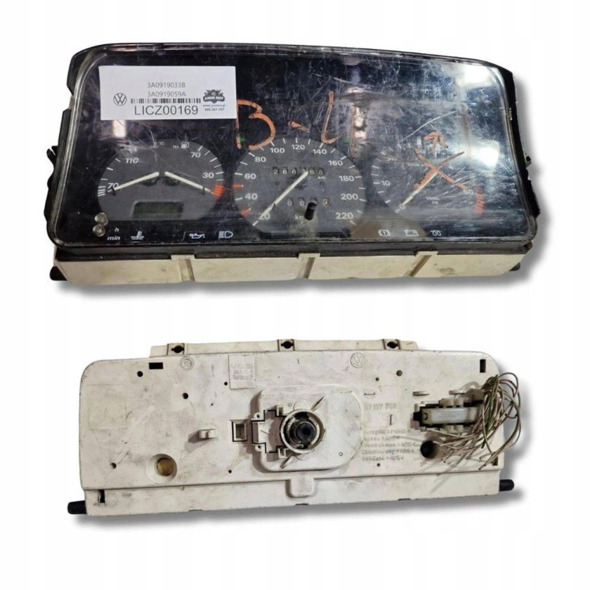 Панель щитка приборов