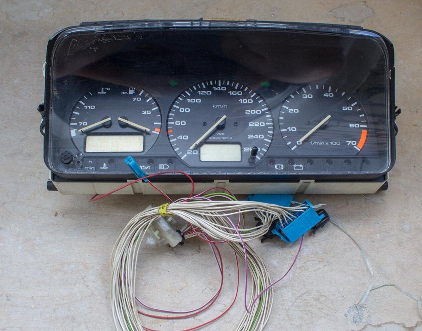Спидометр Volkswagen Passat b3