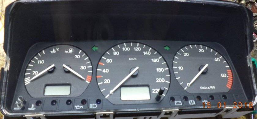 Приборная панель Пассат б4 с МФА