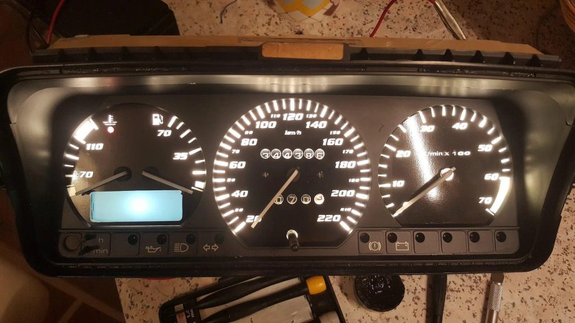 Панель приборов Пассат б3