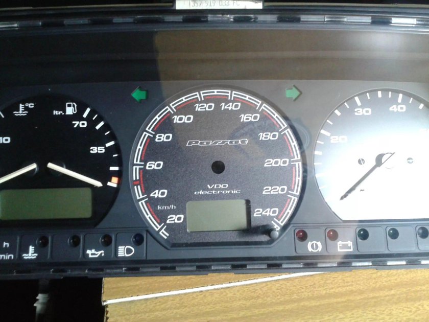 Passat b3 приборная панель