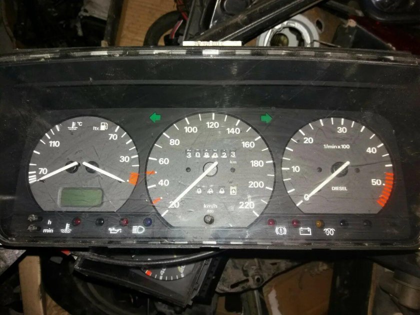 Щиток приборов Пассат б4