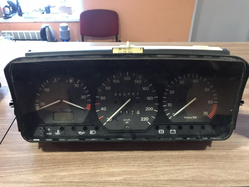 Приборная панель Пассат б4
