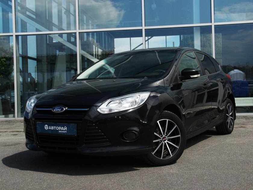 Ford focus 3 хэтчбек черный 2012