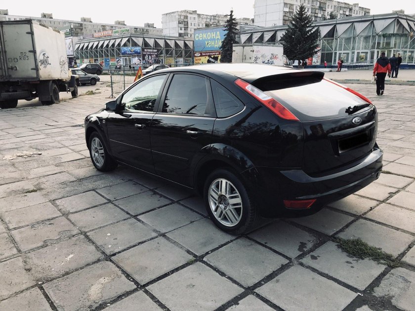 Форд фокус 2 хэтчбек черный