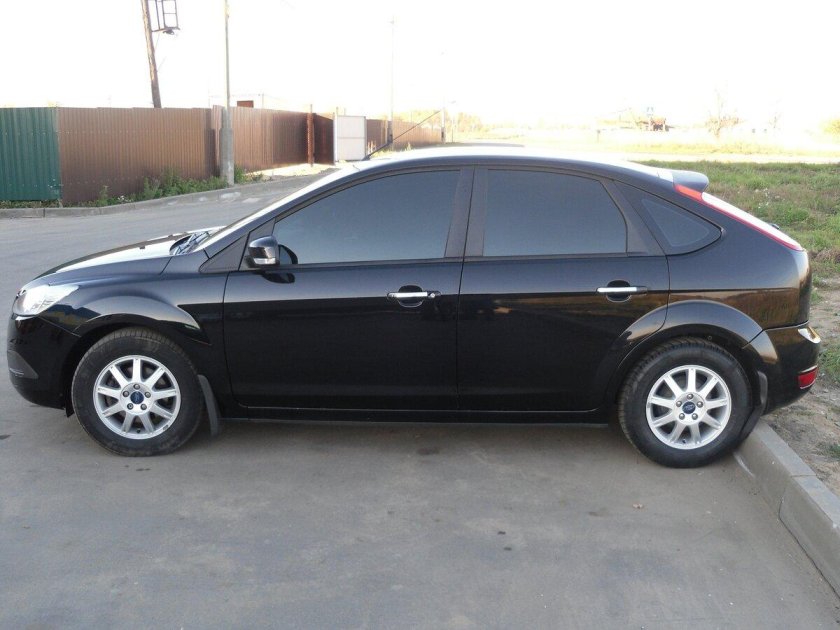 Форд фокус 2 хэтчбек черный