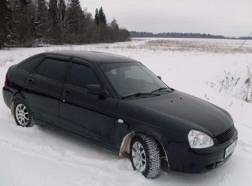Приора хэтчбек 2008 черная