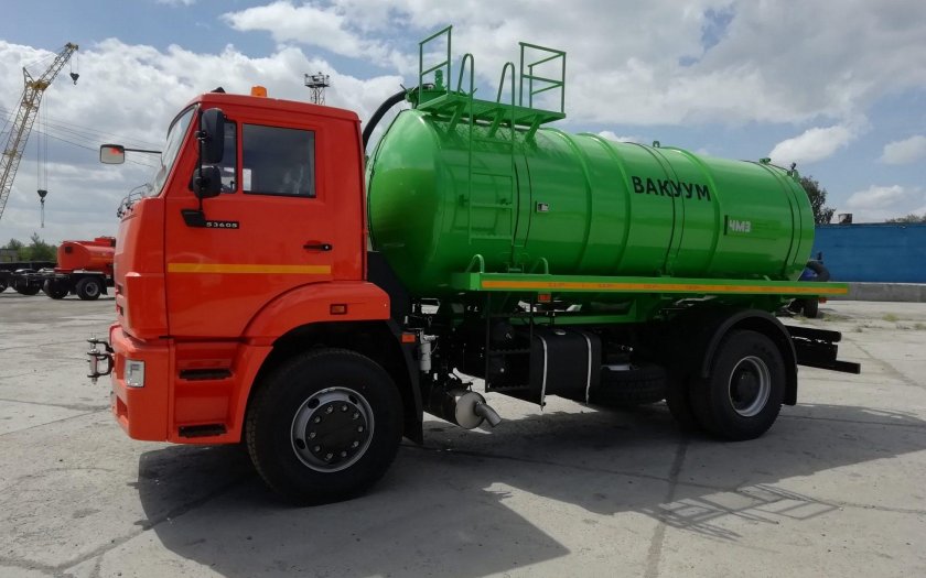 КАМАЗ 53605 водовоз