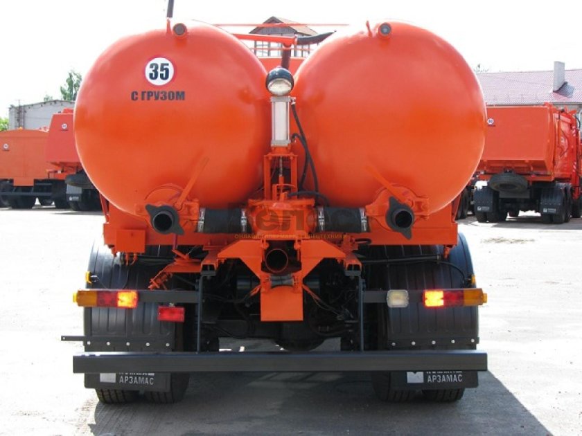 Вакуумная машина КАМАЗ ко 505а