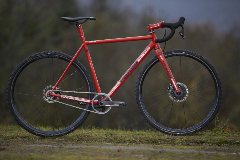 Gravel bike grx812