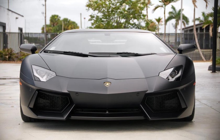 Ламборджини авентадор LP 700 черная