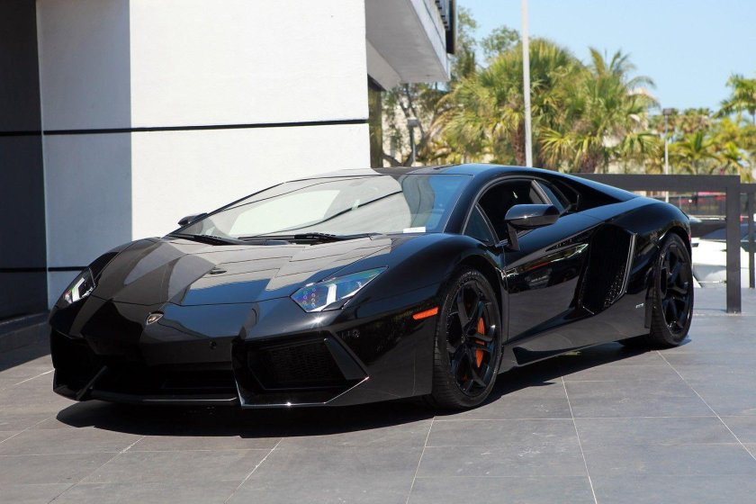Lamborghini Aventador lp700-4 Black