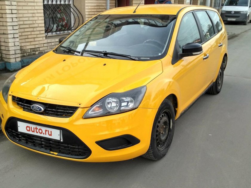 Форд фокус 2 желтый