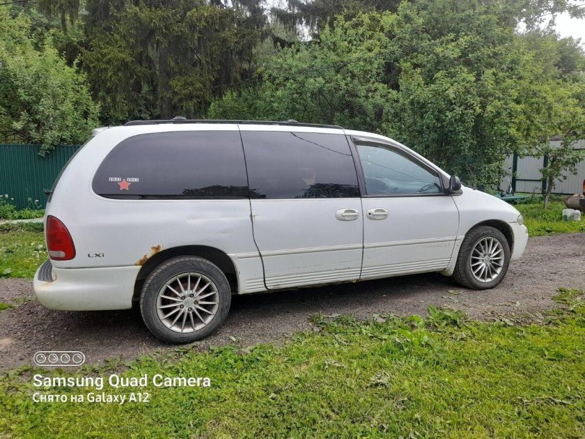 Chrysler Town Country 1999