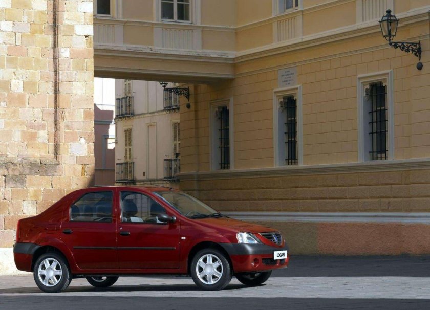 Dacia Logan 1