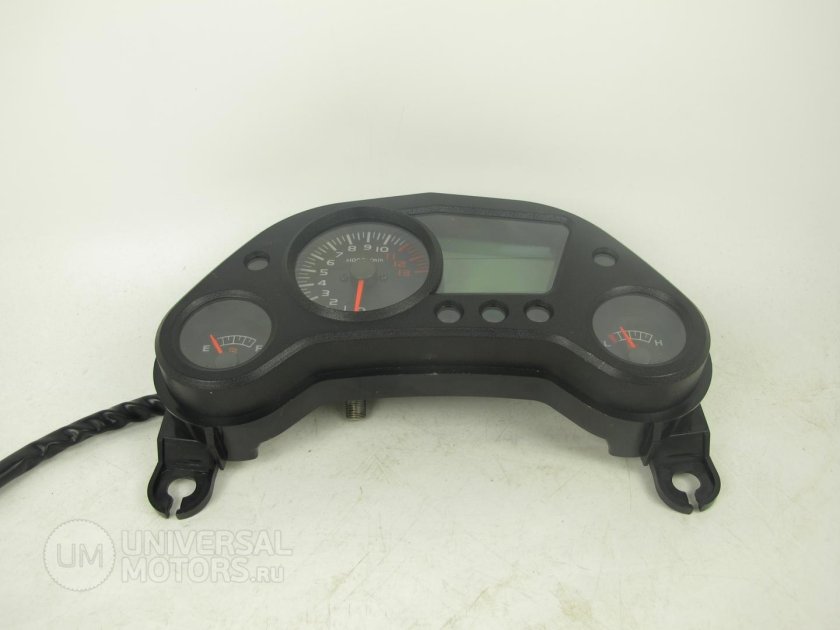 Falcon SPEEDFIRE приборная панель