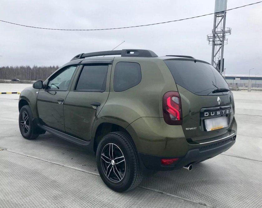 Рено Дастер 1.6