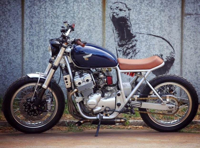 Honda CB 400 Custom